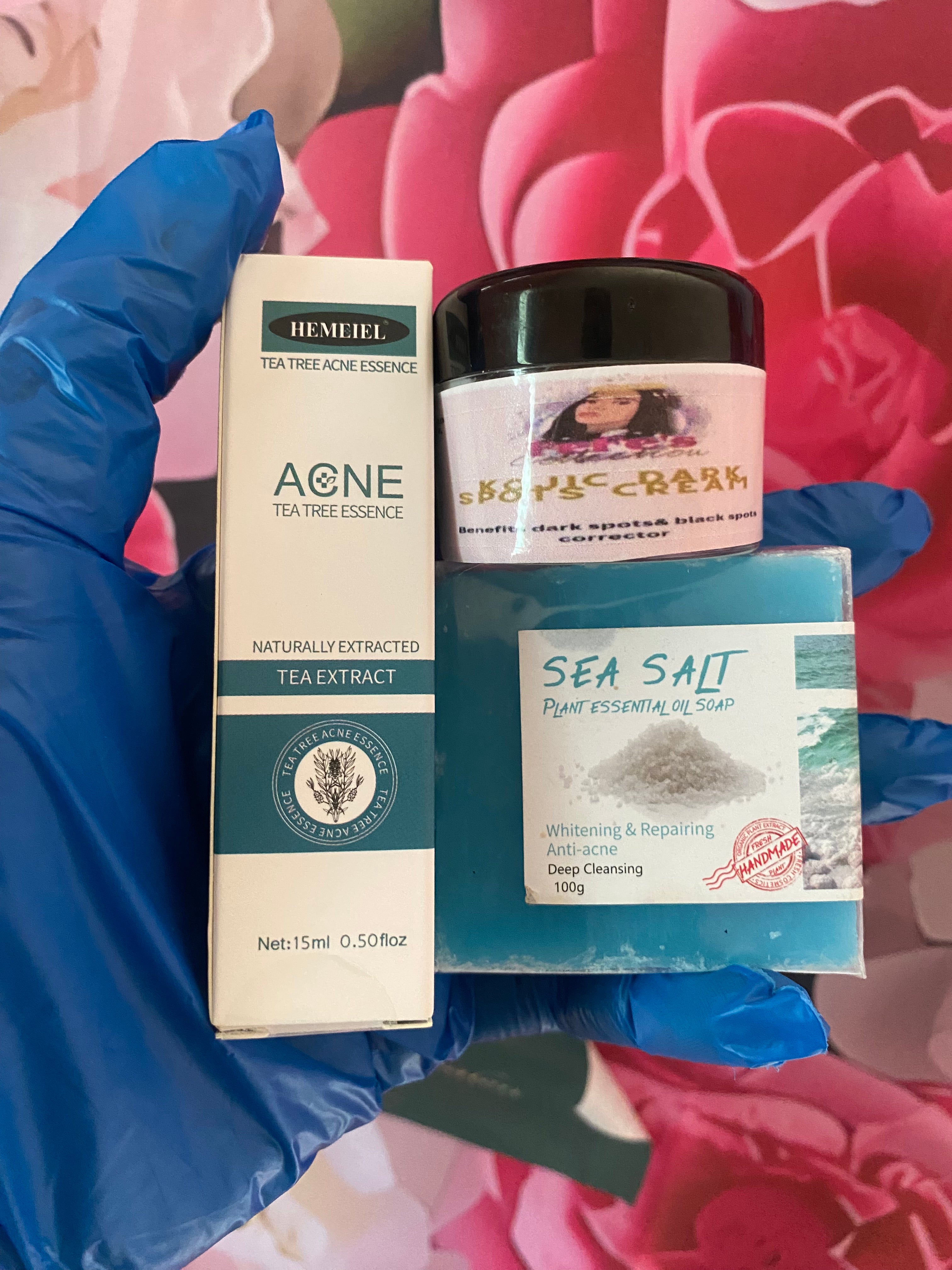 ✨ Acne Treatment Combo

Tea Tree Gel • Turmeric Soap • Kojic Spots Cream
Give your skin the complete care it deserves with our powerful Acne Combo, designed to cleanse, treat, and fade acne marks for a clearer, smoother, and healthier complexion.