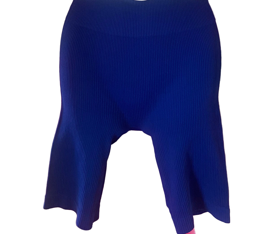 Short Tight — Comfortable, Stretchy & Flattering Fit

Stay active and stylish with our premium Short Tight, designed to shape, support, and move with your body. Made ECT