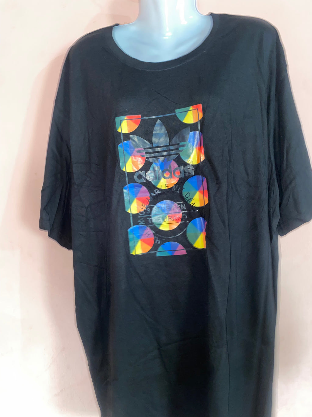 ADIDAS UNISEX T SHIRT FOR BOTH MALE AND FEMALE