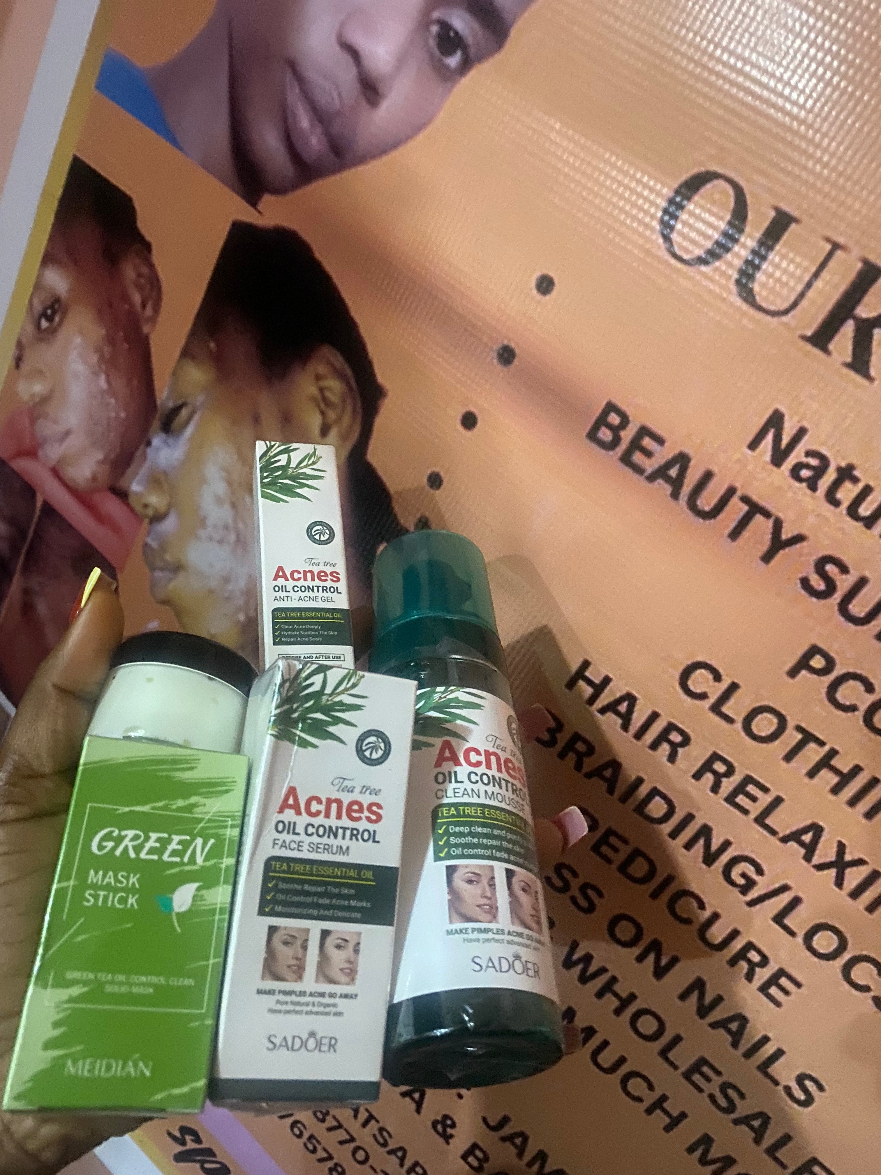 Shrink Pores Combo – Deep Clean • Tighten • Smooth

Say goodbye to visible pores and hello to a smoother, refined complexion. Our Shrink Pores Combo is specially designed to unclog, tighten, and minimize the appearance of enlarged pores while ECT