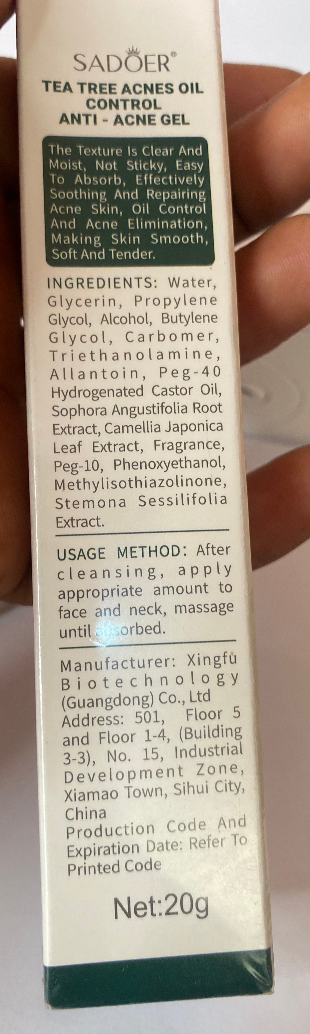 Tea Tree Acne Gel — Fast-Acting Spot Treatment

Fight breakouts at the source with our powerful Tea Tree Acne Gel.