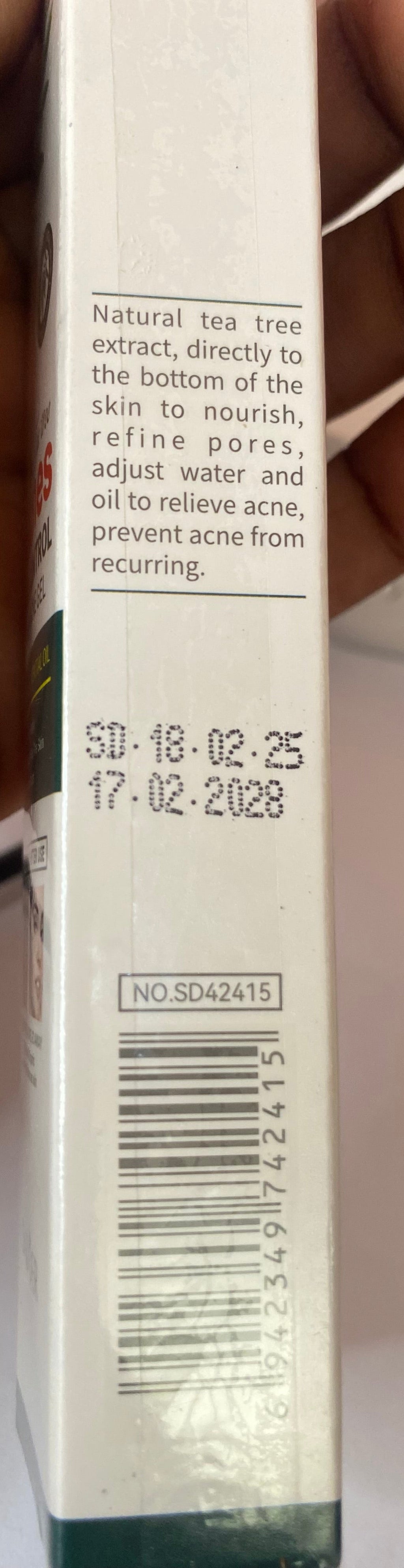 Tea Tree Acne Gel — Fast-Acting Spot Treatment

Fight breakouts at the source with our powerful Tea Tree Acne Gel.