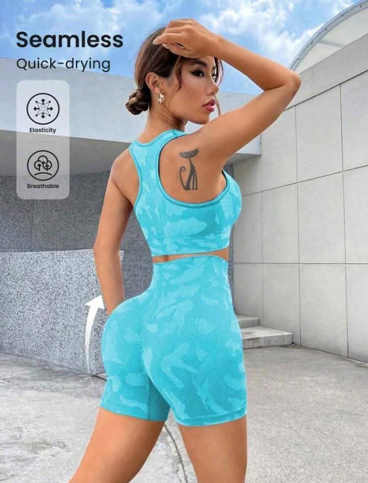 2PCS Gym Wear Tight Set — Lift, Shape & Perform

Step into comfort and confidence with our 2PCS Gym Wear Tight Set, designed to hug your curves, support your movement, and keep you looking stylish during any workout.